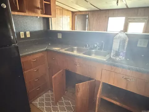 Kitchen - 714 Clay 256, Corning, AR 72422 photo 4 of 5