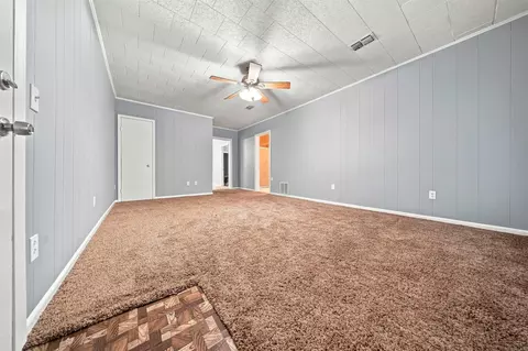 Living - 115 Crouch, Benton, AR 72019 photo 12 of 12