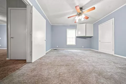 Bedroom - 115 Crouch, Benton, AR 72019 photo 2 of 3