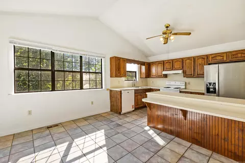 Kitchen - 8205 8219 Codie Ln, Benton, AR 72019 photo 4 of 5