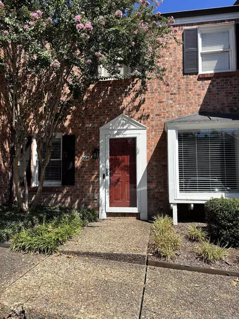 2200 Andover Ct #204, Little Rock, AR 72227