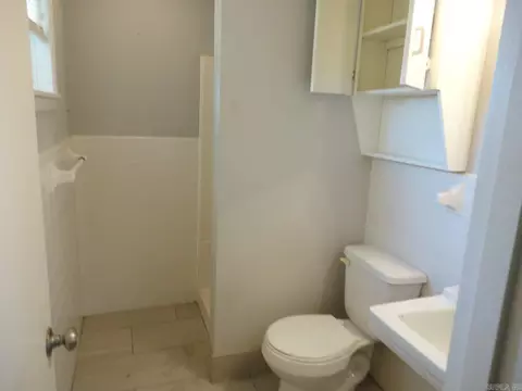 Bath - 2415 E Republican Rd, Cabot, AR 72023 photo 2 of 2