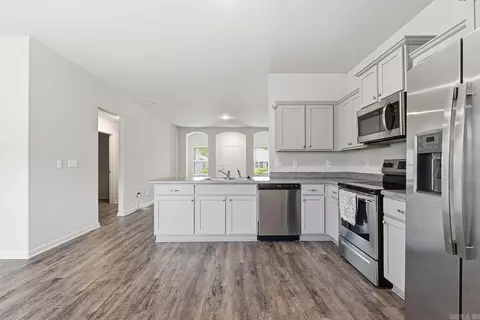Kitchen - 1110 Rockwell Dr, Conway, AR 72032 photo 2 of 2