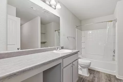 Bath - 1110 Rockwell Dr, Conway, AR 72032 photo 1 of 2