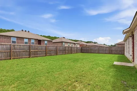 Exterior - 1110 Rockwell Dr, Conway, AR 72032 photo 6 of 6