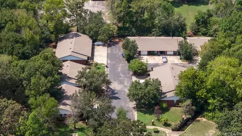 View/Area - 575 5th Ave, Conway, AR 72032 photo 2 of 18