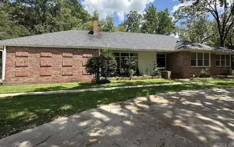 3615 S Poplar St, Pine Bluff, AR 71603