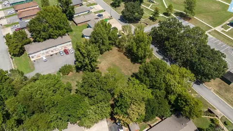 585 5th Ave, Conway, AR 72032 photo 4