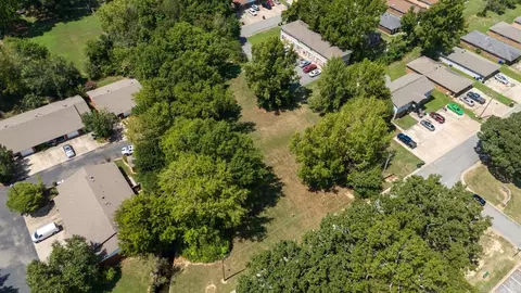 585 5th Ave, Conway, AR 72032 photo 3