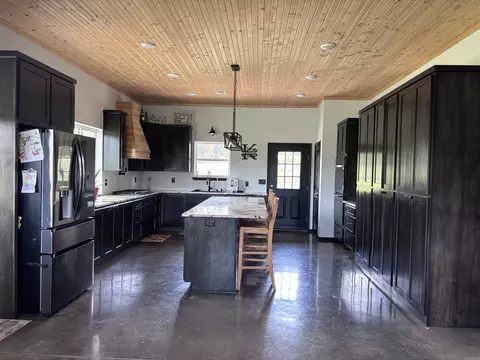 Kitchen - 2494 Ember Rd, Lamar, AR 72846 photo 1 of 4