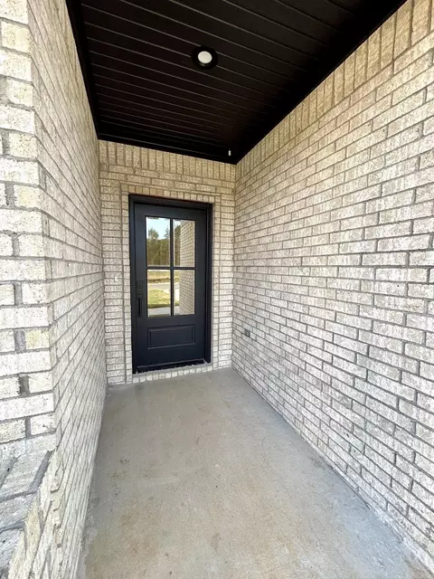 Exterior - 215 Apollo Way, Benton, AR 72015 photo 2 of 5