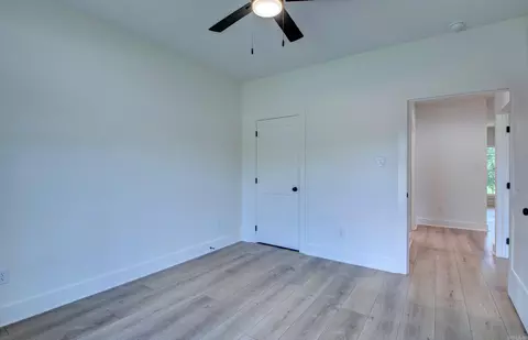 Bedroom - 215 Apollo Way, Benton, AR 72015 photo 6 of 13