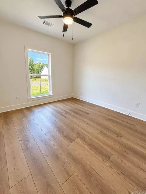 Bedroom - 215 Apollo Way, Benton, AR 72015 photo 3 of 3