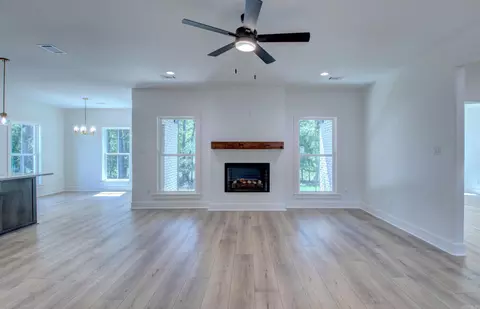 Living - 215 Apollo Way, Benton, AR 72015 photo 1 of 6