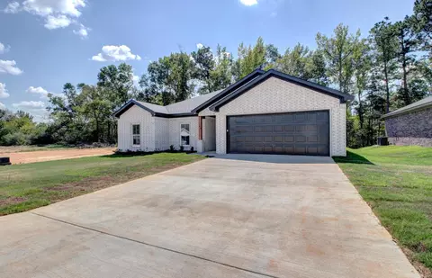 Exterior - 215 Apollo Way, Benton, AR 72015 photo 3 of 9