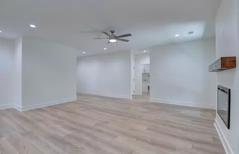 Living - 217 Apollo Way, Benton, AR 72015 photo 4 of 6