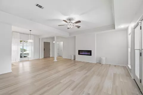 Living - 431 Bernard Dr, Conway, AR 72032 photo 3 of 6