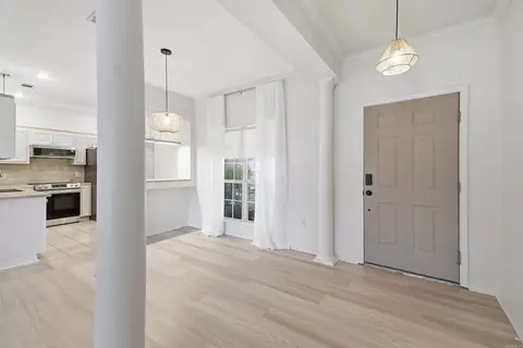 Entry Way - 431 Bernard Dr, Conway, AR 72032 photo 1 of 1