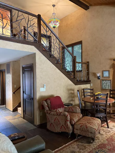 Living - 138 Silver Point Dr #14 D, Mount Ida, AR 71957 photo 5 of 9