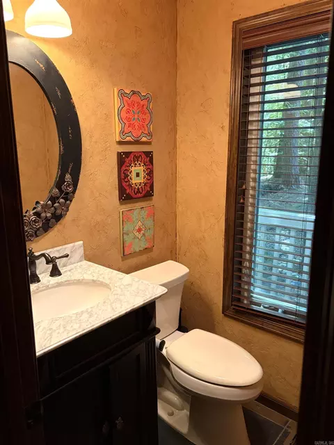 Bath - 138 Silver Point Dr #14 D, Mount Ida, AR 71957 photo 4 of 8