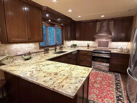 Kitchen - 138 Silver Point Dr #14 D, Mount Ida, AR 71957 photo 1 of 5