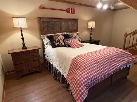 Bedroom - 138 Silver Point Dr #14 D, Mount Ida, AR 71957 photo 7 of 7