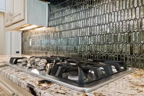 Kitchen - 9601 Highway 35, Benton, AR 72015 photo 4 of 5