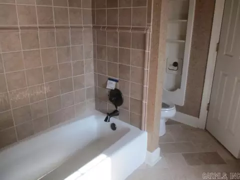 Bath - 12274 Spectrum Rd, Scott, AR 72142 photo 1 of 1