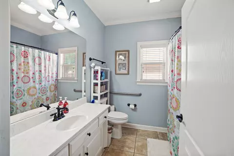 Bath - 17 Crosswinds Dr, Cabot, AR 72023 photo 1 of 1