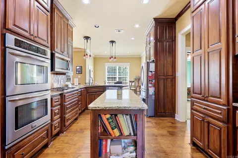Kitchen - 301 Cedar Dr, Bryant, AR 72022 photo 1 of 6