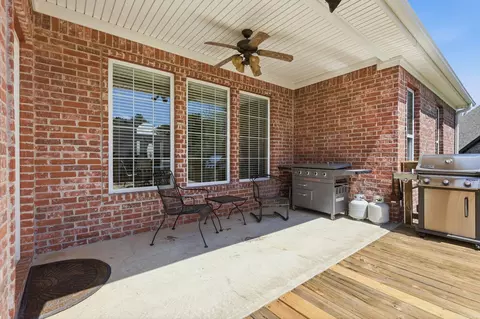 Exterior - 301 Cedar Dr, Bryant, AR 72022 photo 5 of 10