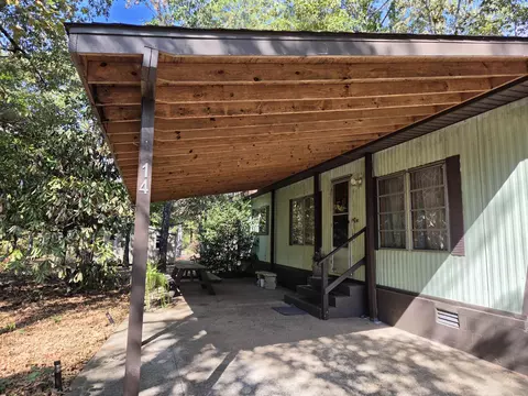14 Nanticoke Dr, Cherokee Village, AR 72529