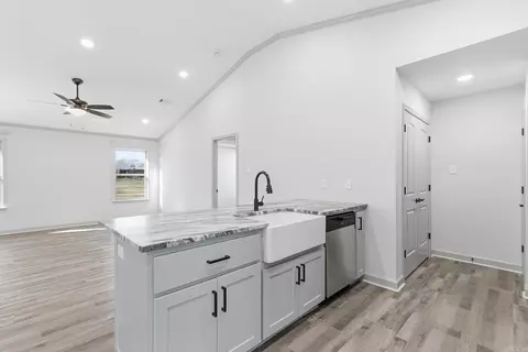 Entry Way - 716 Moon Rd, Ward, AR 72176 photo 5 of 9