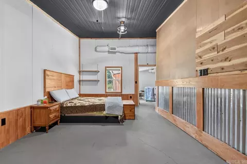 Bedroom - 400 Aden Ave, Haskell, AR 72015 photo 3 of 4