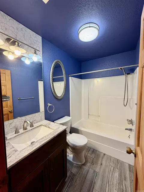 Bath - 451 Palmetto Loop, Bismarck, AR 71929 photo 1 of 3