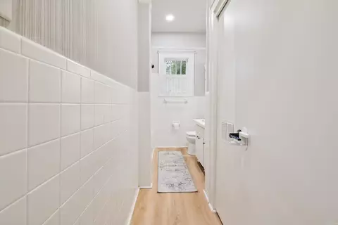 Entry Way - 225 E Conway St, Benton, AR 72015 photo 1 of 2