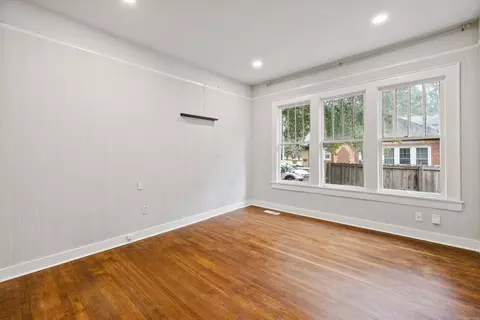 Living - 225 E Conway St, Benton, AR 72015 photo 12 of 12