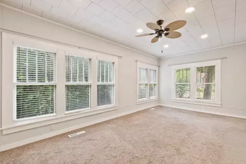 Living - 225 E Conway St, Benton, AR 72015 photo 11 of 12