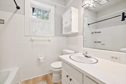 Bath - 225 E Conway St, Benton, AR 72015 photo 1 of 1