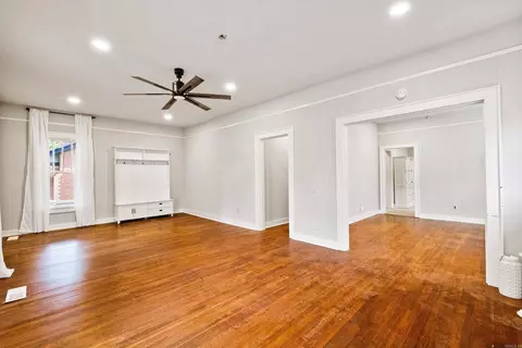 Living - 225 E Conway St, Benton, AR 72015 photo 6 of 12