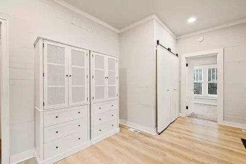 Entry Way - 225 E Conway St, Benton, AR 72015 photo 2 of 2