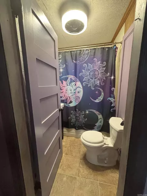 Bath - 802 W 3rd St, Rector, AR 72461 photo 1 of 1