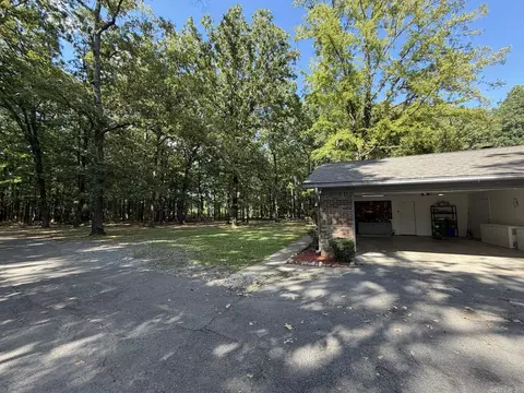Exterior - 8408 Griggs Rd, Pine Bluff, AR 71603 photo 7 of 15