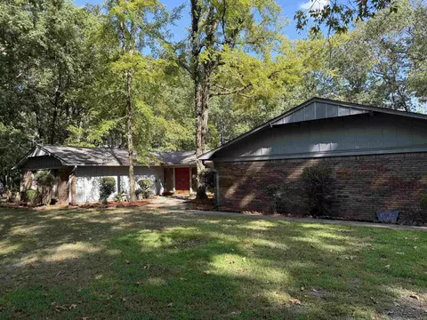 Exterior - 8408 Griggs Rd, Pine Bluff, AR 71603 photo 4 of 15