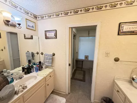 Bath - 8408 Griggs Rd, Pine Bluff, AR 71603 photo 2 of 2