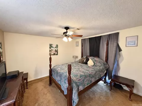 Bedroom - 8408 Griggs Rd, Pine Bluff, AR 71603 photo 3 of 4