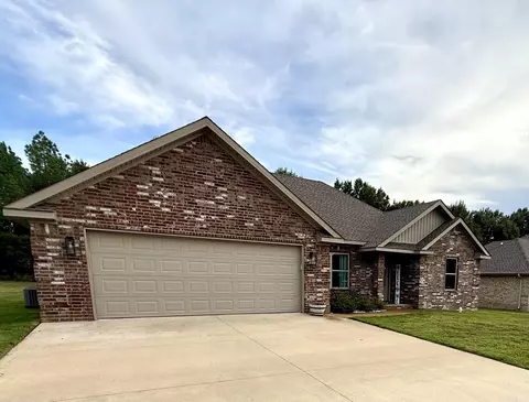 Exterior - 316 Stella Dr, Bono, AR 72416 photo 5 of 6
