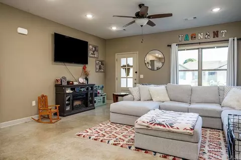 Living - 316 Stella Dr, Bono, AR 72416 photo 1 of 3