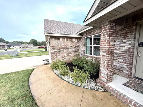 Exterior - 316 Stella Dr, Bono, AR 72416 photo 2 of 6