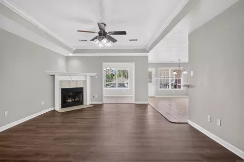 Living - 3409 N Ridge Dr, Jacksonville, AR 72076 photo 3 of 4